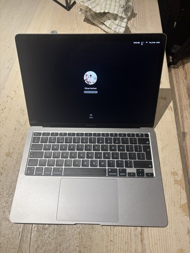 Macbook air 2020 a233 comes - macbook,